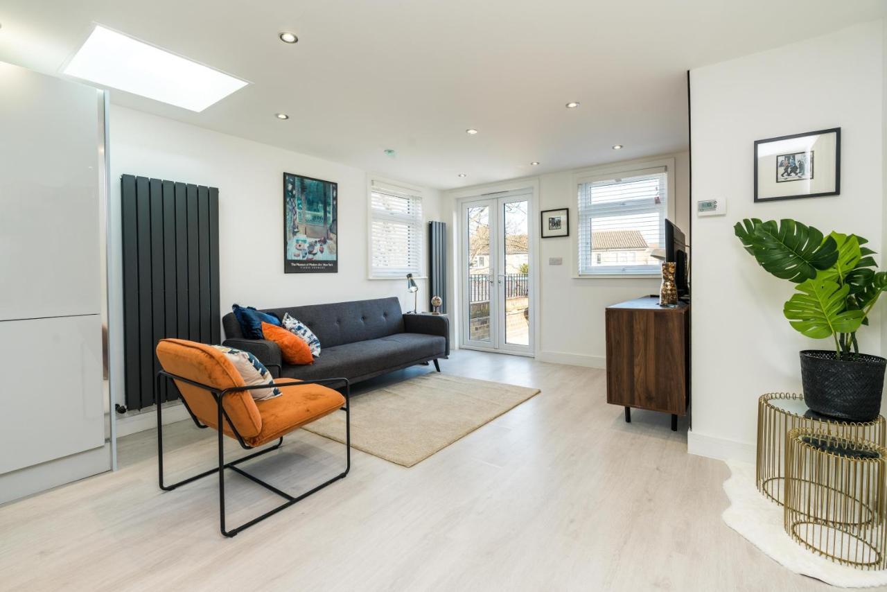 Apartament Spacious Modern 2 Bedroom Flat Londra